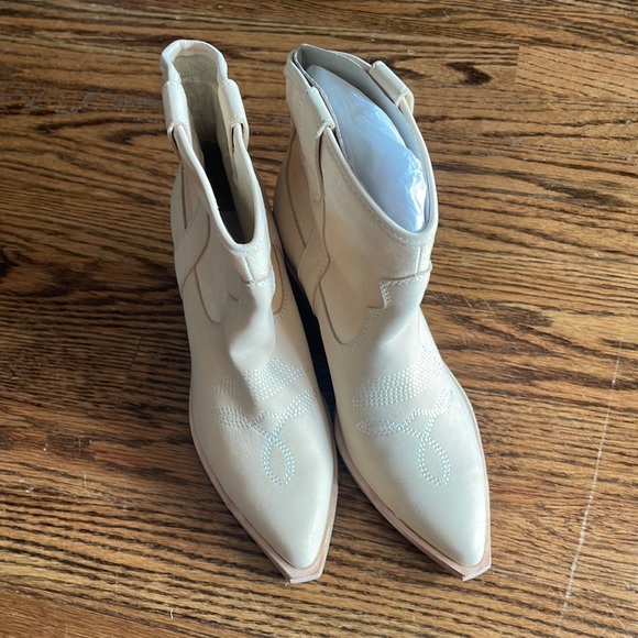 Dolce vita cowboy bootie - Picture 2 of 6